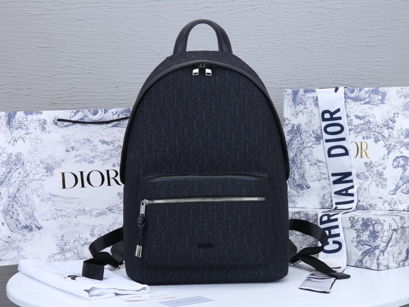 Dior Rider Backpack: A Daily User's Perspective on Luxury and Functionality
